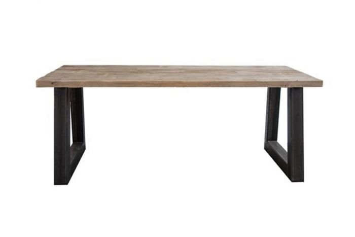 Table industrial triangle