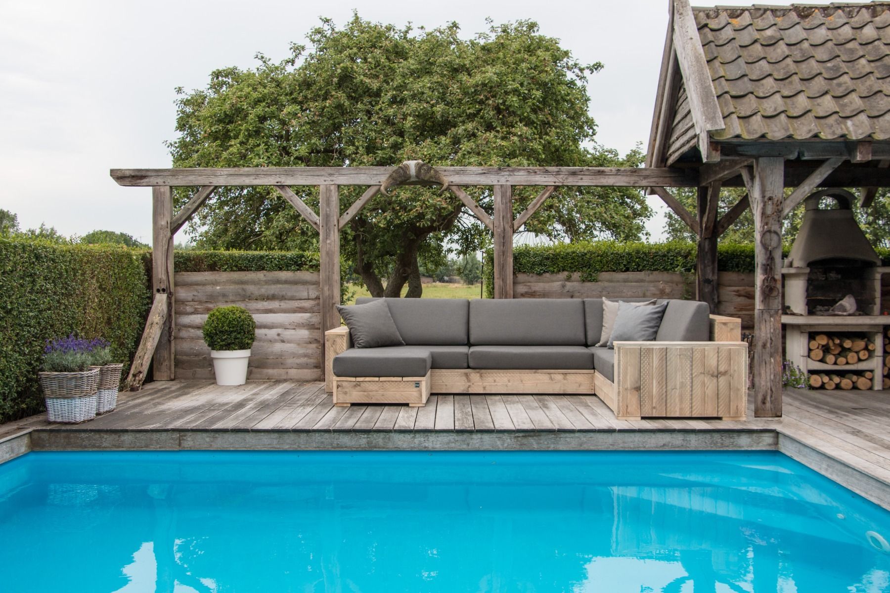 Eckbank XXL mit Kissen Angebot